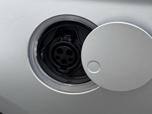 Used 2014 Ford Fusion Energi SE image 38