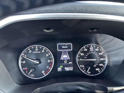 Used 2023 Subaru Ascent Limited AWD/4WD image 12