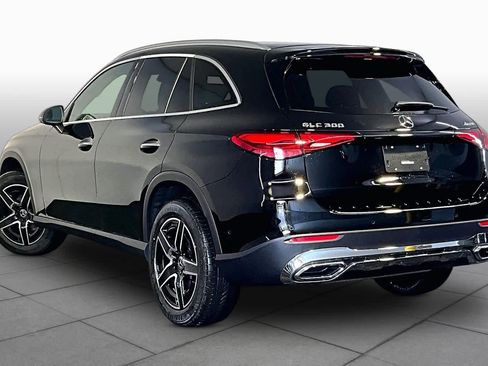 New 2026 Mercedes-Benz GLC 300 4MATIC image 3