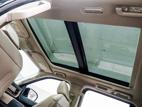 Used 2024 Ford Expedition Limited image 39