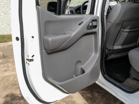 Used 2018 Nissan Frontier SV w/ Value Truck Package image 42