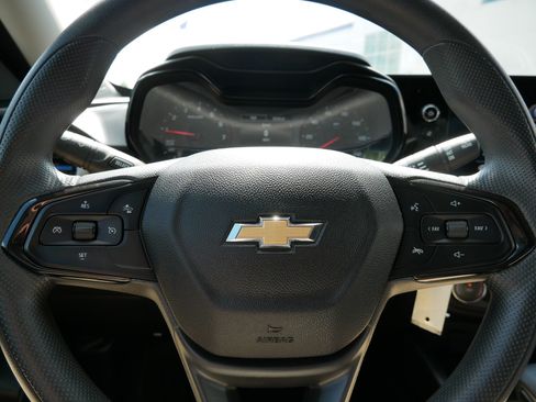 Used 2024 Chevrolet Trax LS FWD image 25