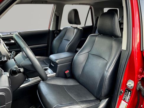 Used 2022 Toyota 4Runner Limited AWD/4WD image 21