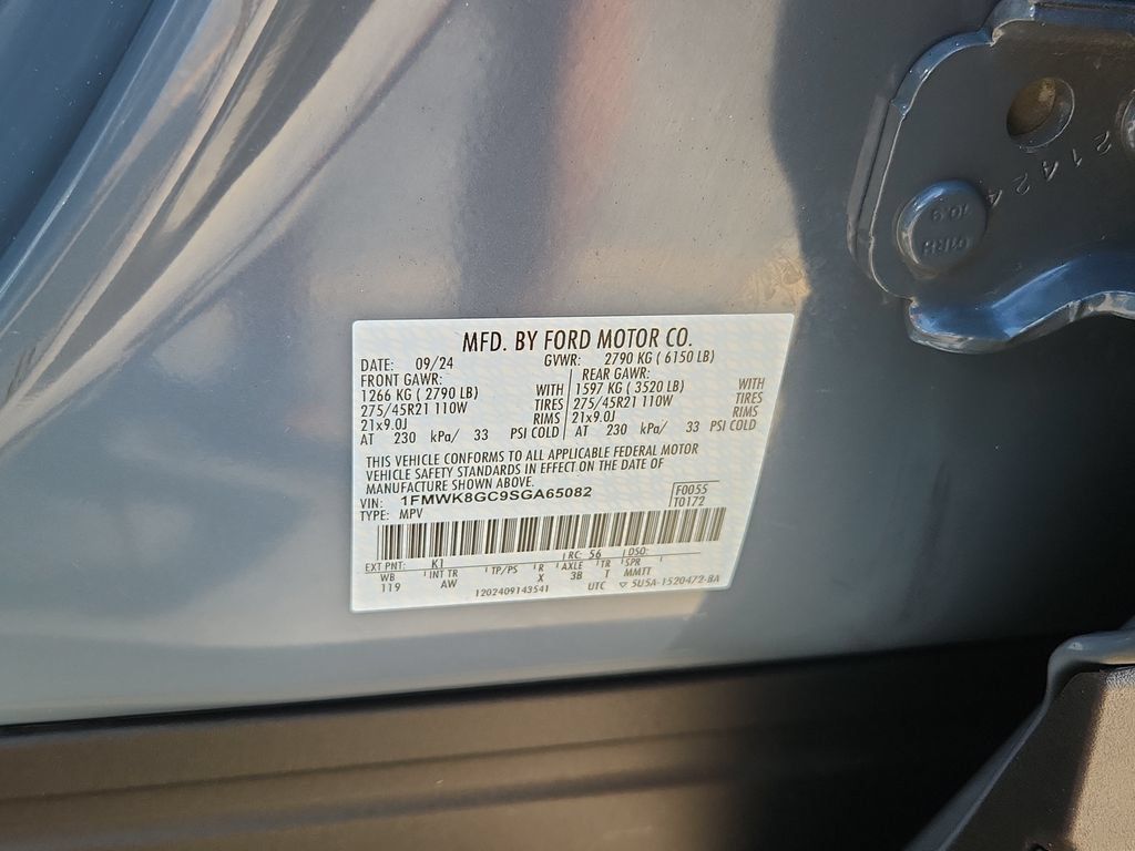 Used 2025 Ford Explorer ST AWD/4WD image 20