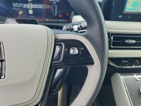 New 2025 Lincoln Aviator 2WD w/ Equipment Group 101A image 26