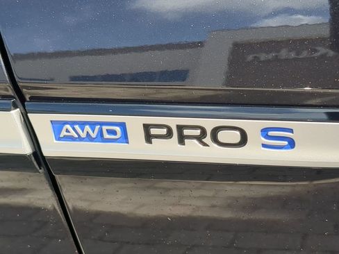 Certified 2023 Volkswagen ID.4 Pro S AWD/4WD image 11
