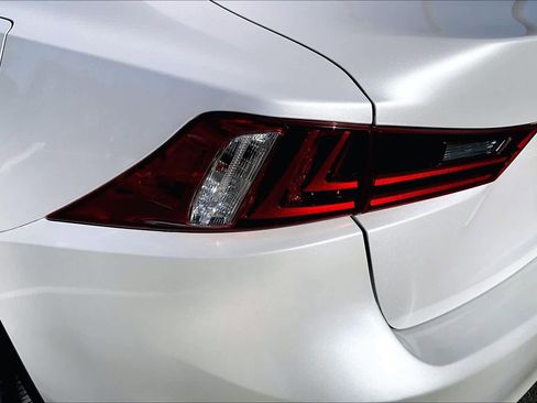 Used 2016 Lexus IS 200t w/ Navigation System Package RWD image 27