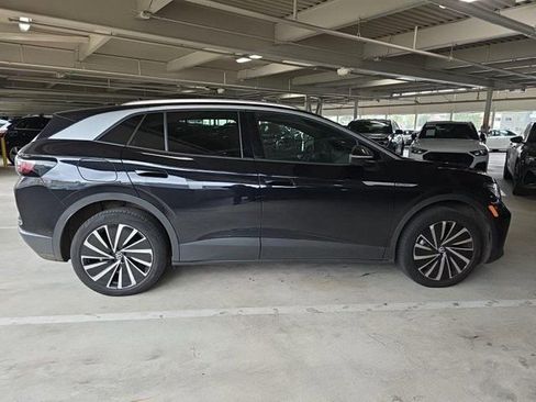Used 2023 Volkswagen ID.4 Pro S Plus AWD/4WD image 3