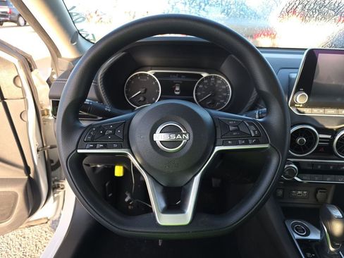 Used 2024 Nissan Sentra SV image 13