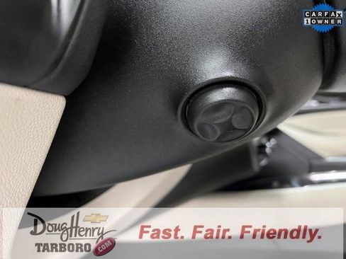 Used 2023 Buick Enclave Premium w/ Experience Buick Package image 31