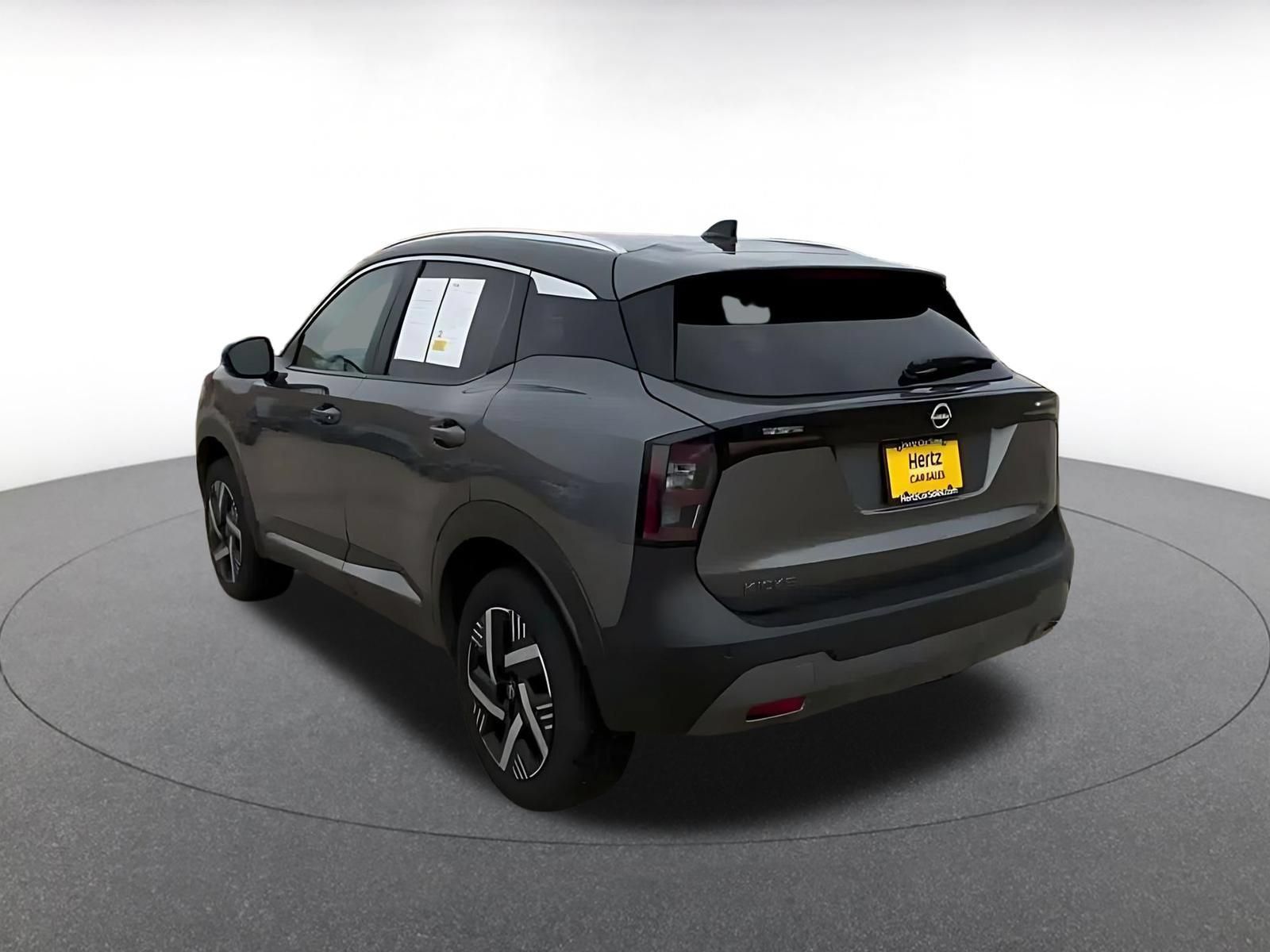 Used 2026 Nissan Kicks SV FWD image 12
