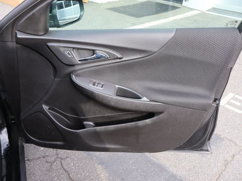 Used 2024 Chevrolet Malibu LS FWD image 35