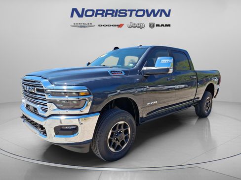 Certified 2026 RAM 2500 Laramie AWD/4WD image 3