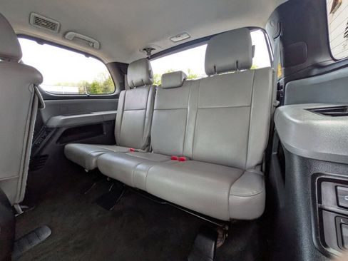 Used 2014 Toyota Sequoia Platinum AWD/4WD image 19