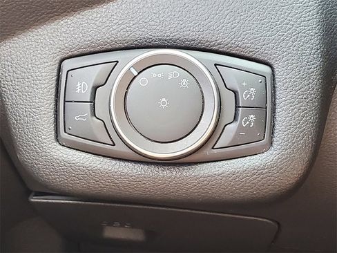 Used 2017 Ford Escape Titanium image 17