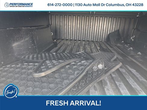 Used 2017 Toyota Tacoma TRD Sport image 13