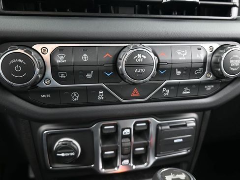 New 2026 Jeep Wrangler Sahara image 17