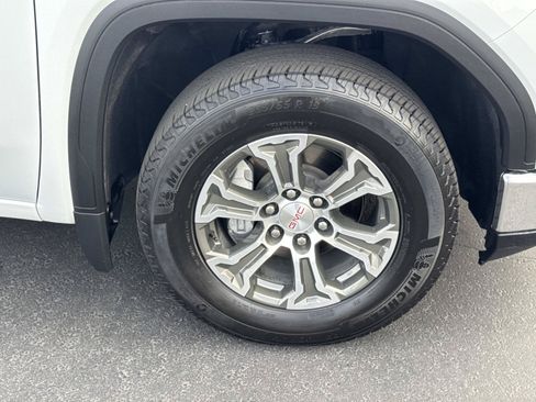 Used 2026 GMC Sierra 1500 SLT RWD image 30