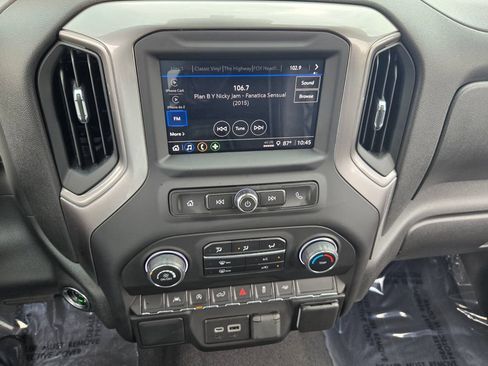 Used 2023 Chevrolet Silverado 1500 Custom RWD image 22