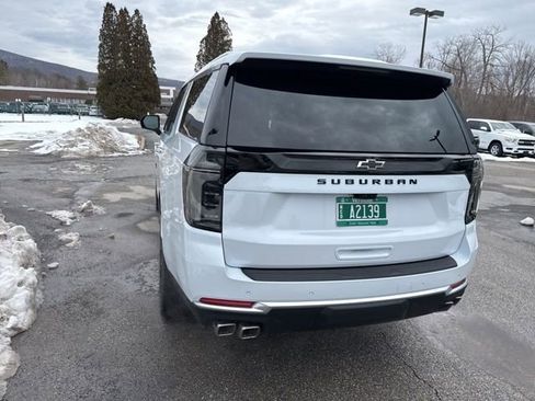 New 2026 Chevrolet Suburban High Country AWD/4WD image 26