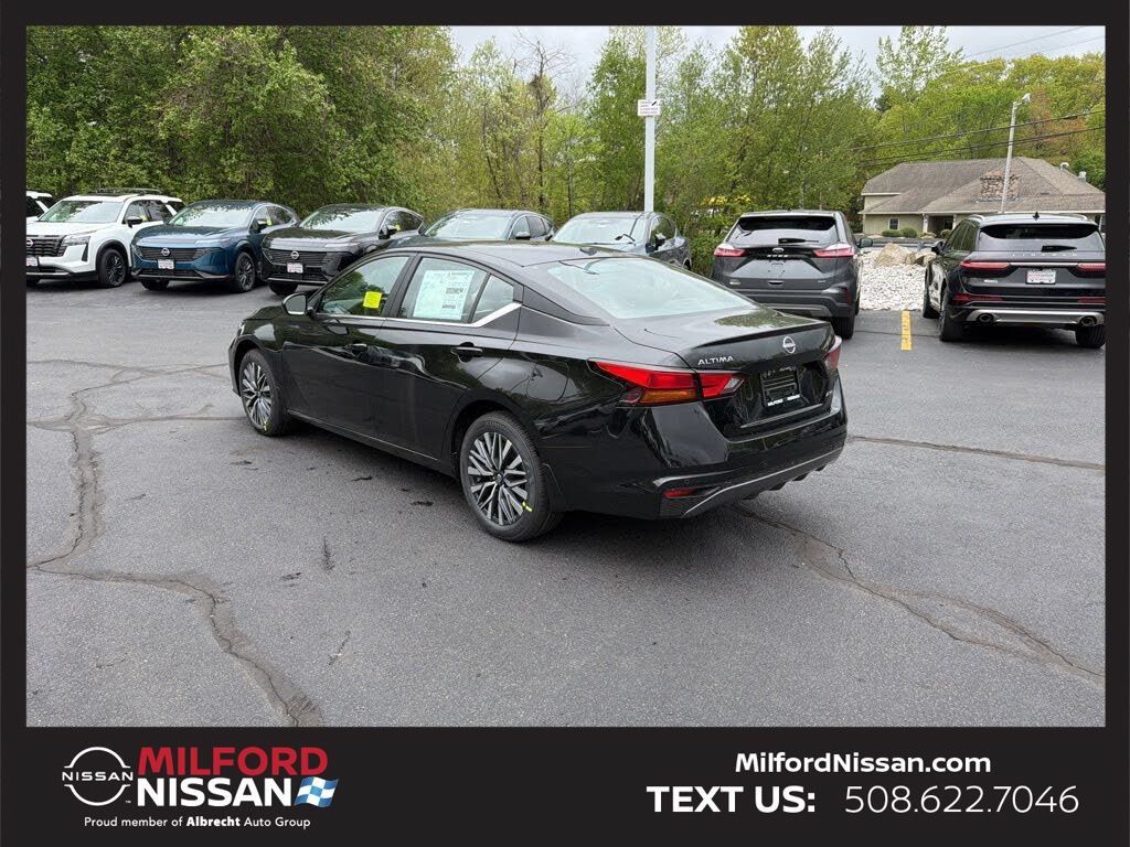 Used 2026 Nissan Altima 2.5 SV AWD/4WD image 3