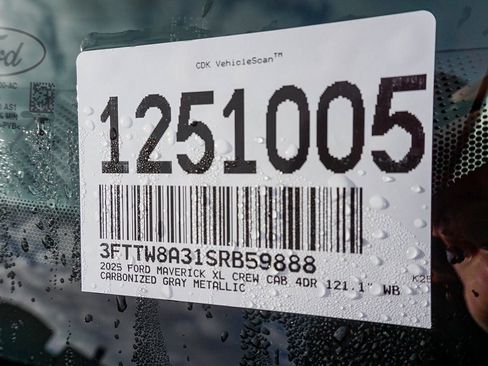 New 2025 Ford Maverick XL image 26