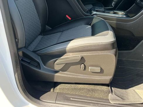 Used 2016 Chevrolet Colorado Z71 AWD/4WD image 24