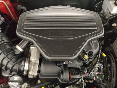 Used 2020 Chevrolet Blazer LT FWD image 30