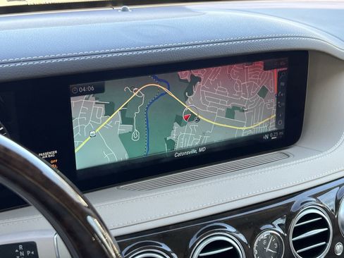 Used 2020 Mercedes-Benz S 560 4MATIC Sedan image 18