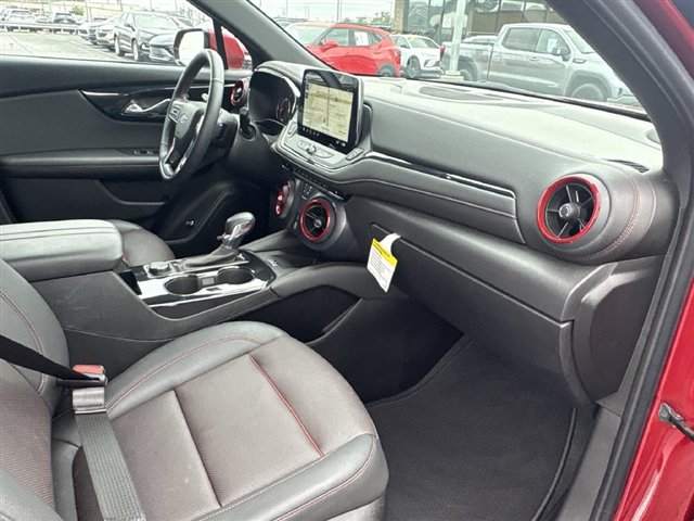 Certified 2024 Chevrolet Blazer RS FWD image 29