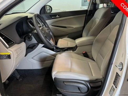 Used 2018 Hyundai Tucson SE image 12