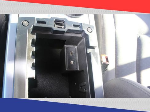 Used 2016 Ford Expedition EL XLT AWD/4WD image 20