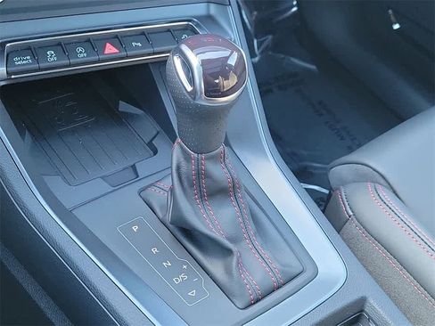 New 2025 Audi Q3 2.0T Premium Plus image 17