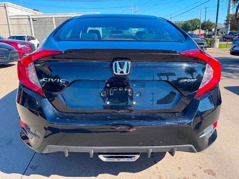 Used 2019 Honda Civic Sport image 5