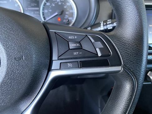 Used 2020 Nissan Kicks S FWD image 30