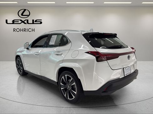 Used 2025 Lexus UX 300h AWD w/ Accessory Package (Z1) image 8