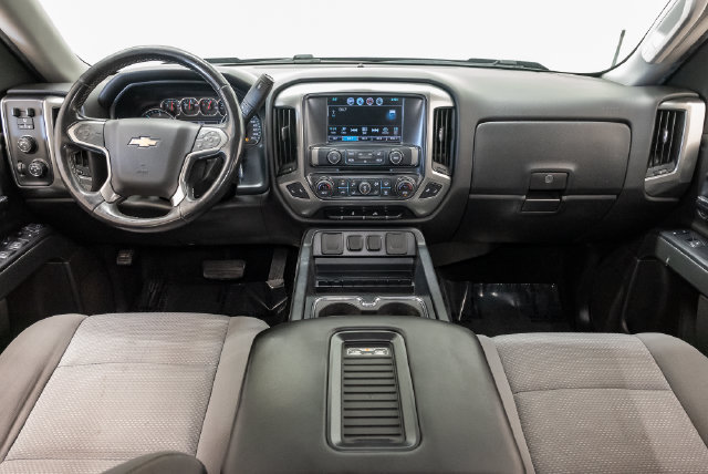 Used 2018 Chevrolet Silverado 1500 LT w/ All Star Edition AWD/4WD image 27