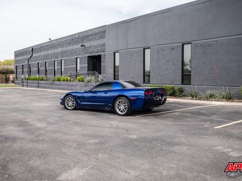 Used 2004 Chevrolet Corvette Z06 w/ Z06 Preferred Equipment Group image 20