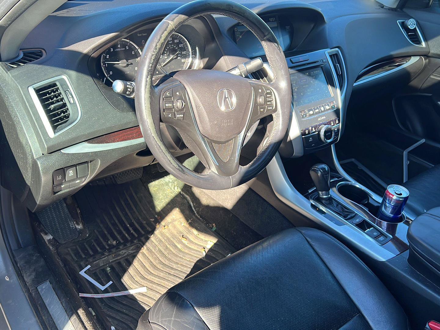 Used 2017 Acura TLX w/ Technology Package FWD image 4