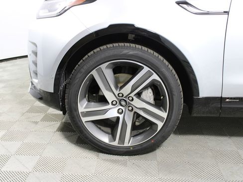 Used 2022 Land Rover Discovery S R-Dynamic image 39