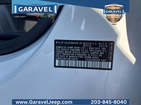 Used 2019 Volkswagen Jetta SE w/ Cold Weather Package image 25