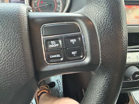 Used 2012 Dodge Journey FWD image 19