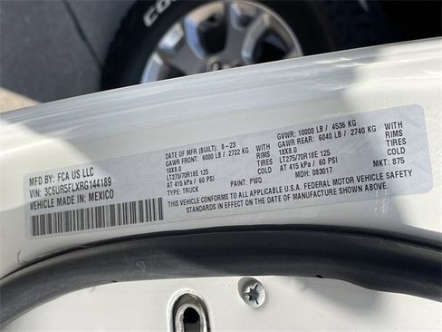 Used 2024 RAM 2500 Laramie w/ Towing Technology Group image 33