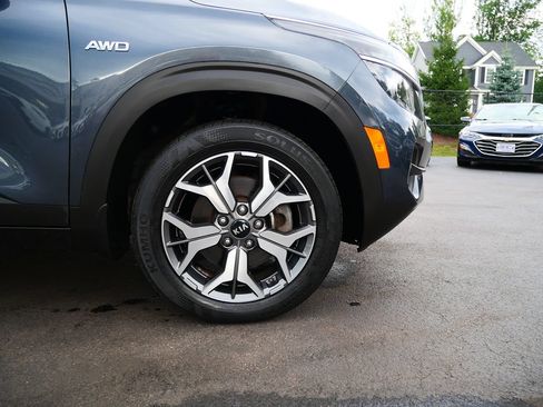 Used 2021 Kia Seltos EX AWD/4WD image 35