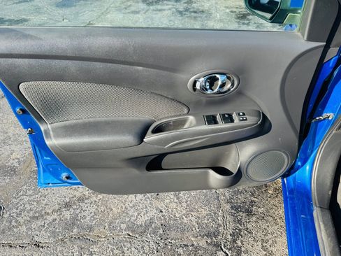 Used 2014 Nissan Versa SV image 10