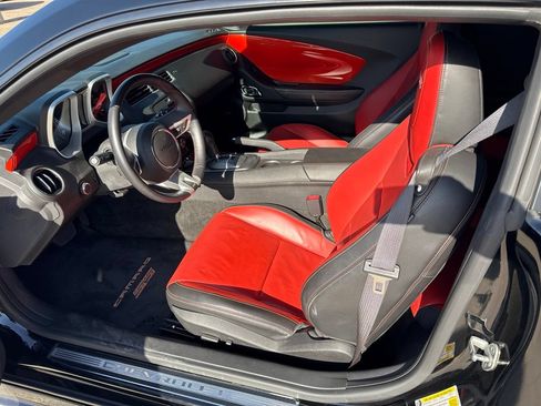 Used 2010 Chevrolet Camaro SS w/ RS Package RWD image 16