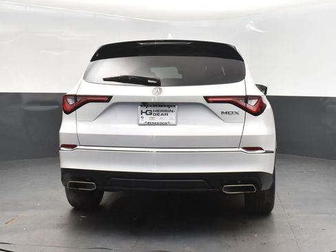 Used 2023 Acura MDX FWD image 7