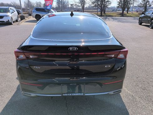 Used 2021 Kia K5 EX image 6