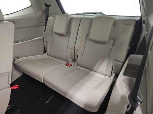 Used 2026 Volkswagen Atlas SE AWD/4WD image 28