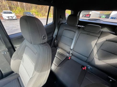 Used 2025 Chevrolet Equinox LT image 33